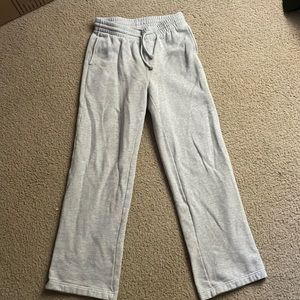 Aritzia TNA | CozyAF Boyfriend Wide Sweatpant